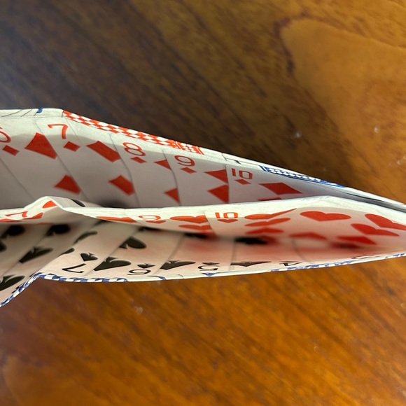 •NEVER USED• 100% Recyclable & Durable Mighty Wallet with Playing Cards Design - Picture 6 of 14